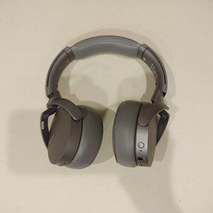 Sony MDR-XB950N1 noise canceling Extra BASS over the ear headphones (Gray)